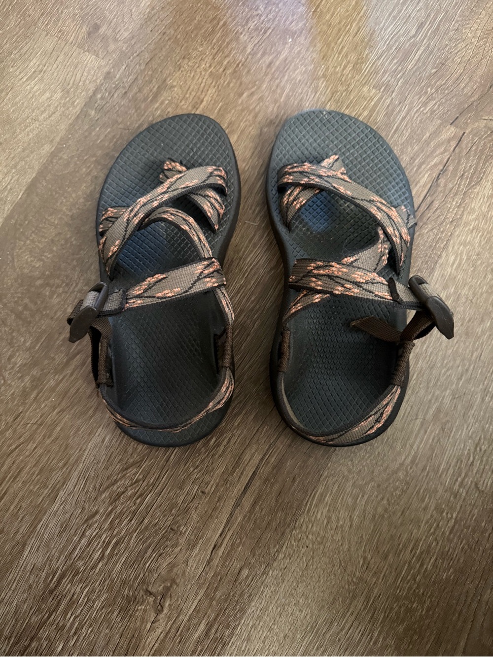 Chaco Kids Sandals in Black with Copper Patterned Straps
